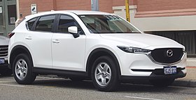 2017 Mazda CX-5 (KF) Maxx 2WD wagon (2018-11-02) 01.jpg